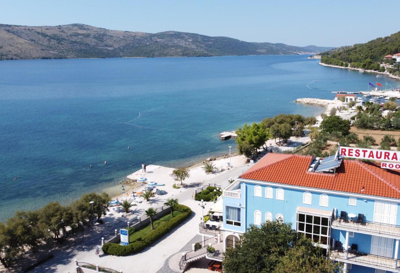 Villa Mediterana Seget Vranjica Extérieur photo