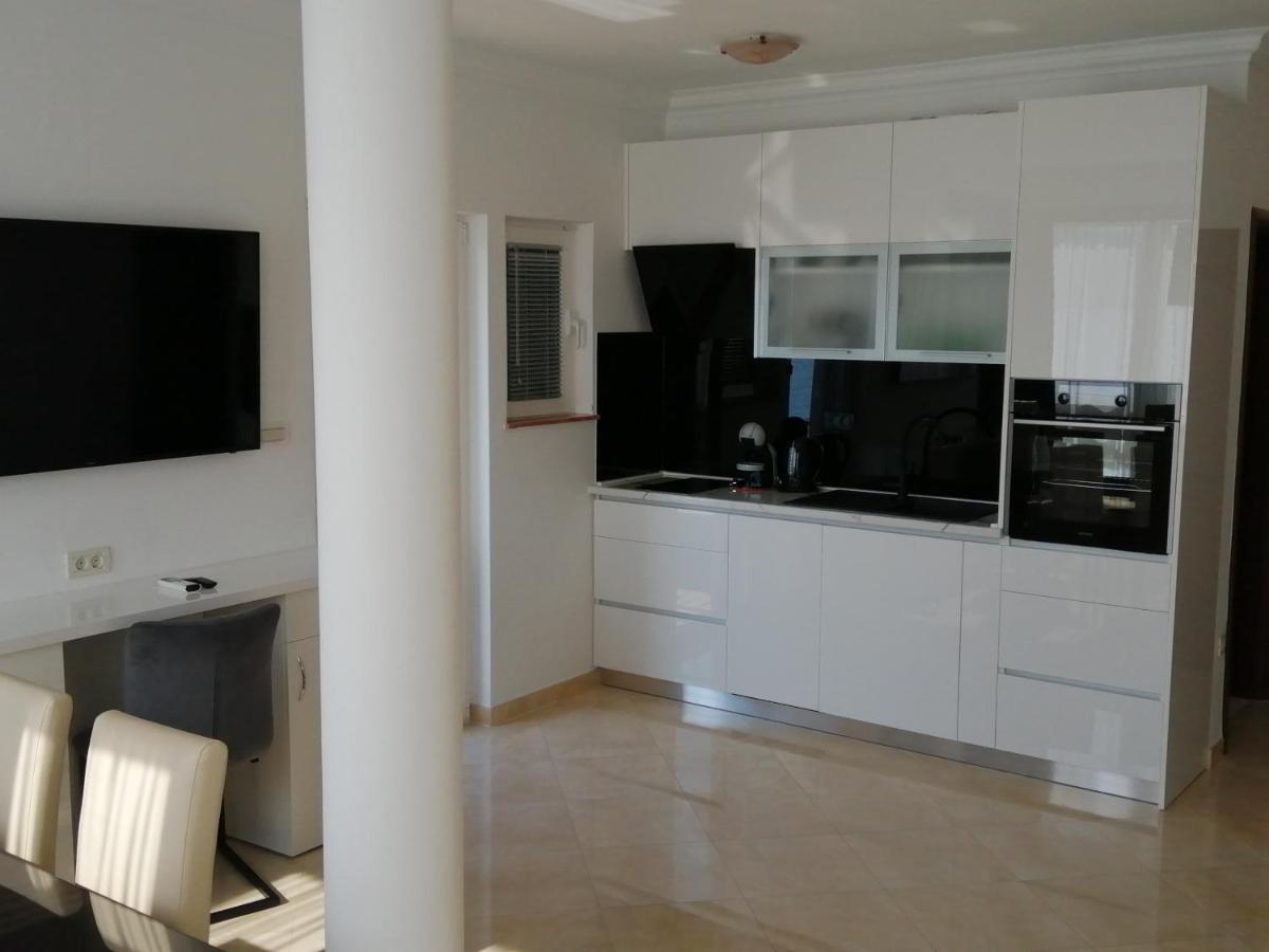 Villa Mediterana Seget Vranjica Extérieur photo