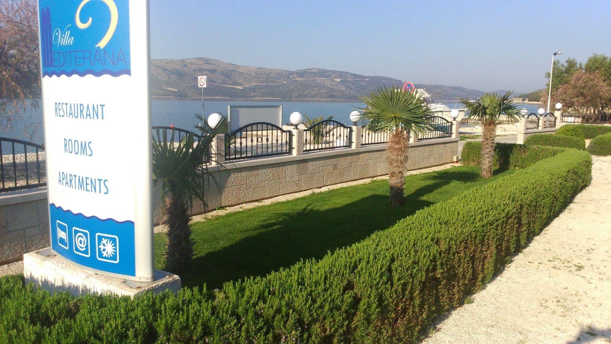 Villa Mediterana Seget Vranjica Extérieur photo