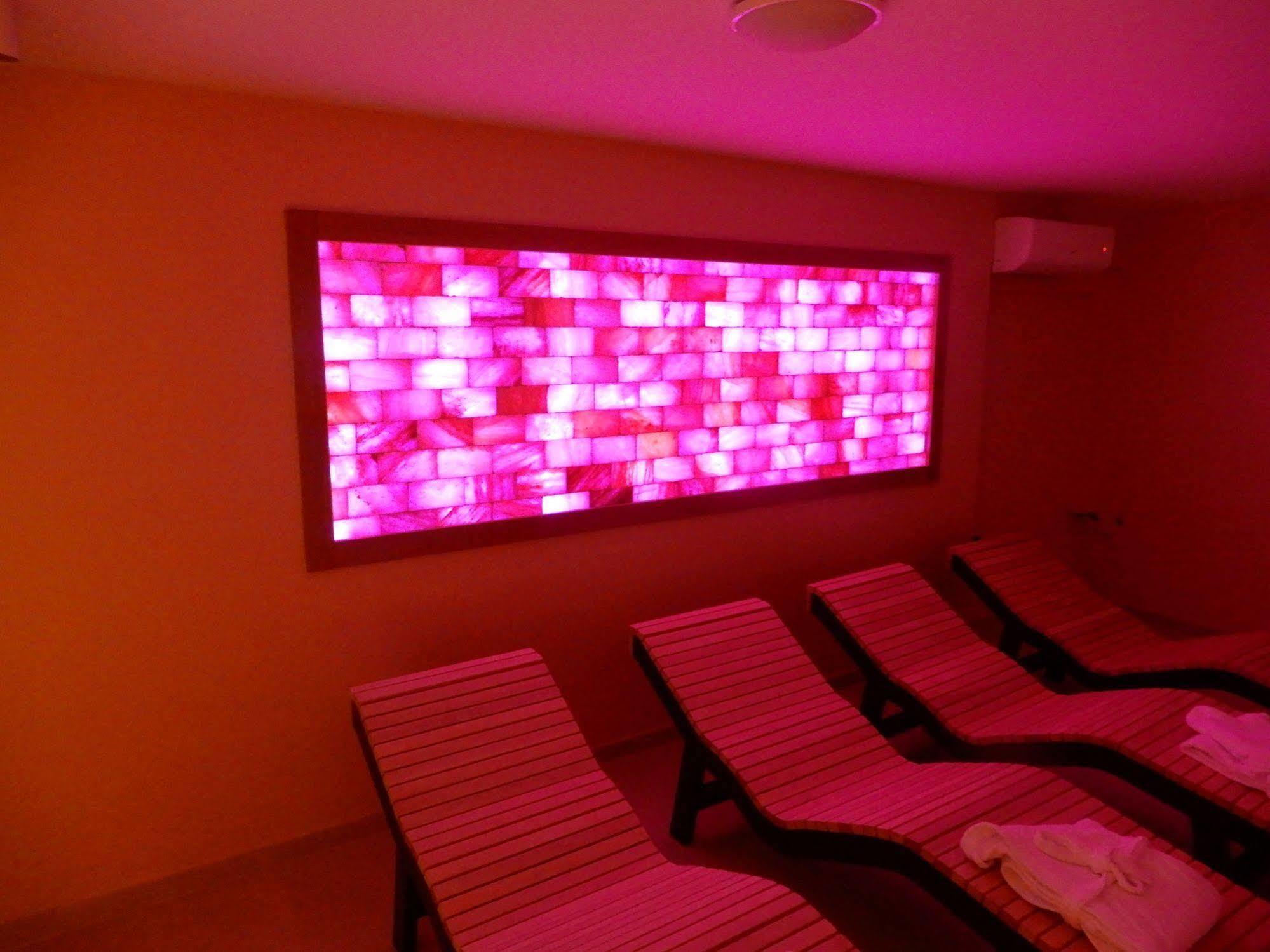 Villa Mediterana Seget Vranjica Extérieur photo