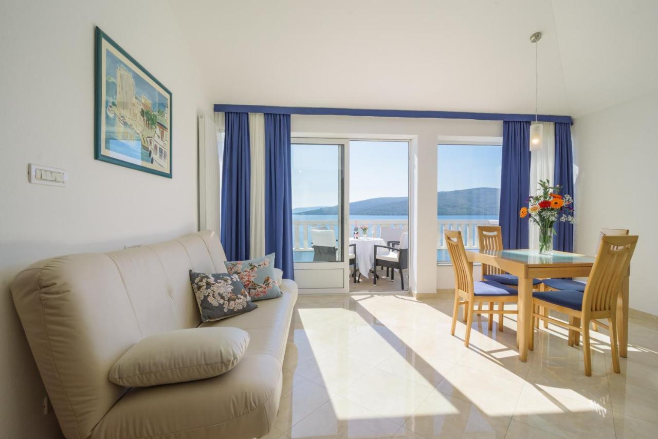 Villa Mediterana Seget Vranjica Extérieur photo